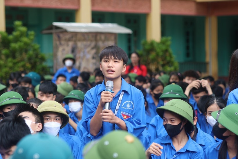 Truyền thông về dân số và phòng chống ma tuý cho học sinh Bắc Giang