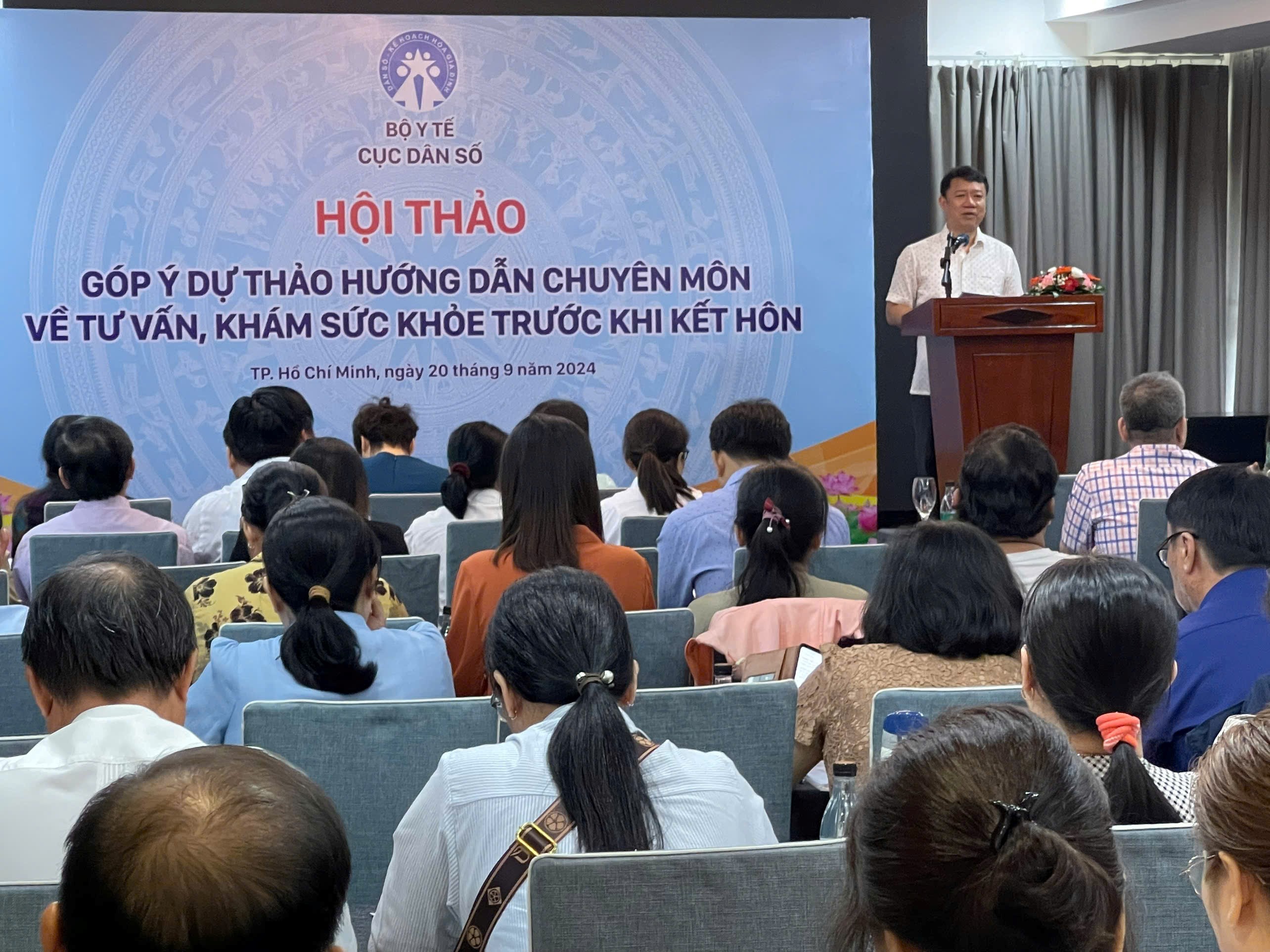 Hội thảo góp ý dự thảo tài liệu “Hướng dẫn chuyên môn về tư vấn, khám sức khỏe trước khi kết hôn” tại Thành phố Hồ Chí Minh