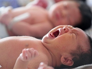 Khuyến sinh: Cần nhiều hơn một khoản hỗ trợ