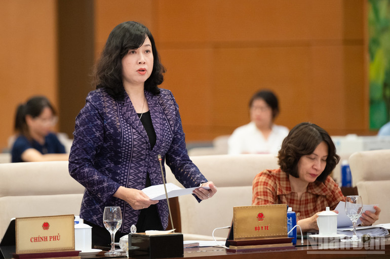 Ủy ban Thường vụ Quốc hội thông qua Pháp lệnh sửa đổi Điều 10 của Pháp lệnh Dân số số 06/2003/PL-UBTVQH11 đã được sửa đổi, bổ sung theo Pháp lệnh số 08/2008/PL-UBTVQH12