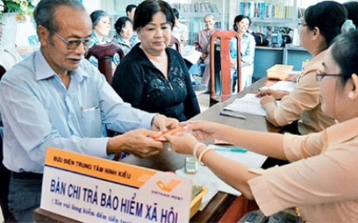 Tăng cường an sinh tài chính cho người cao tuổi tại Việt Nam