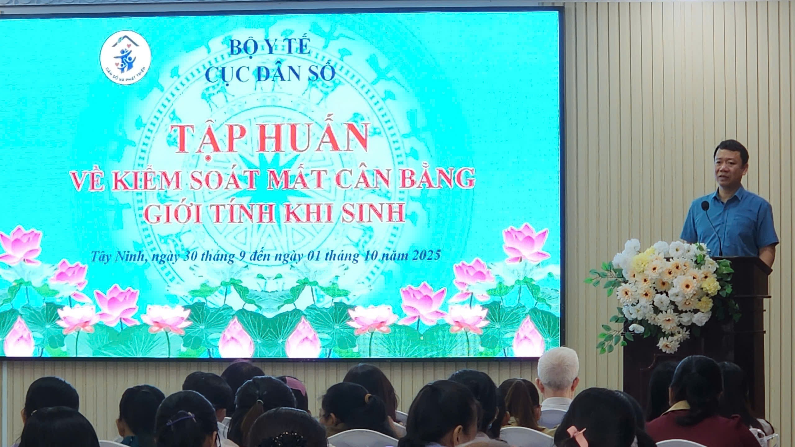Tập huấn về kiểm soát mất cân bằng giới tính khi sinh