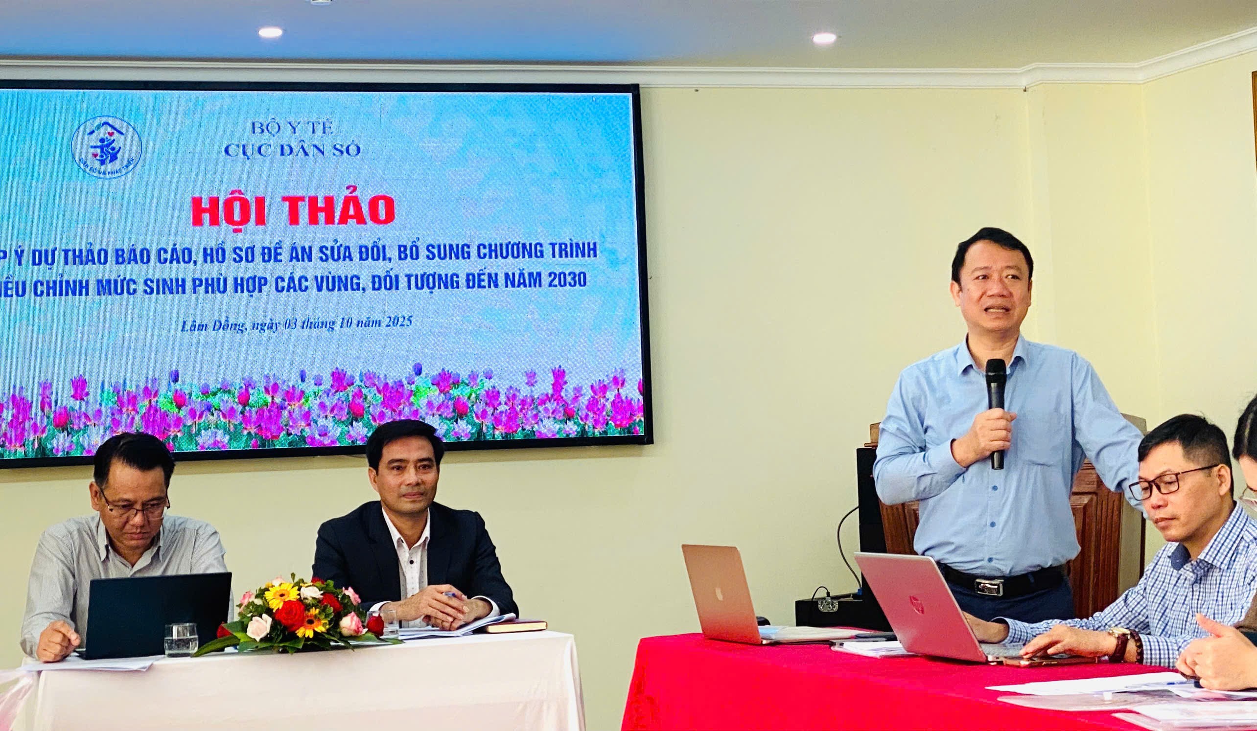 Hội thảo góp ý dự thảo báo cáo, hồ sơ đề án sửa đổi, bổ sung Chương trình điều chỉnh mức sinh khu vực Miền nam