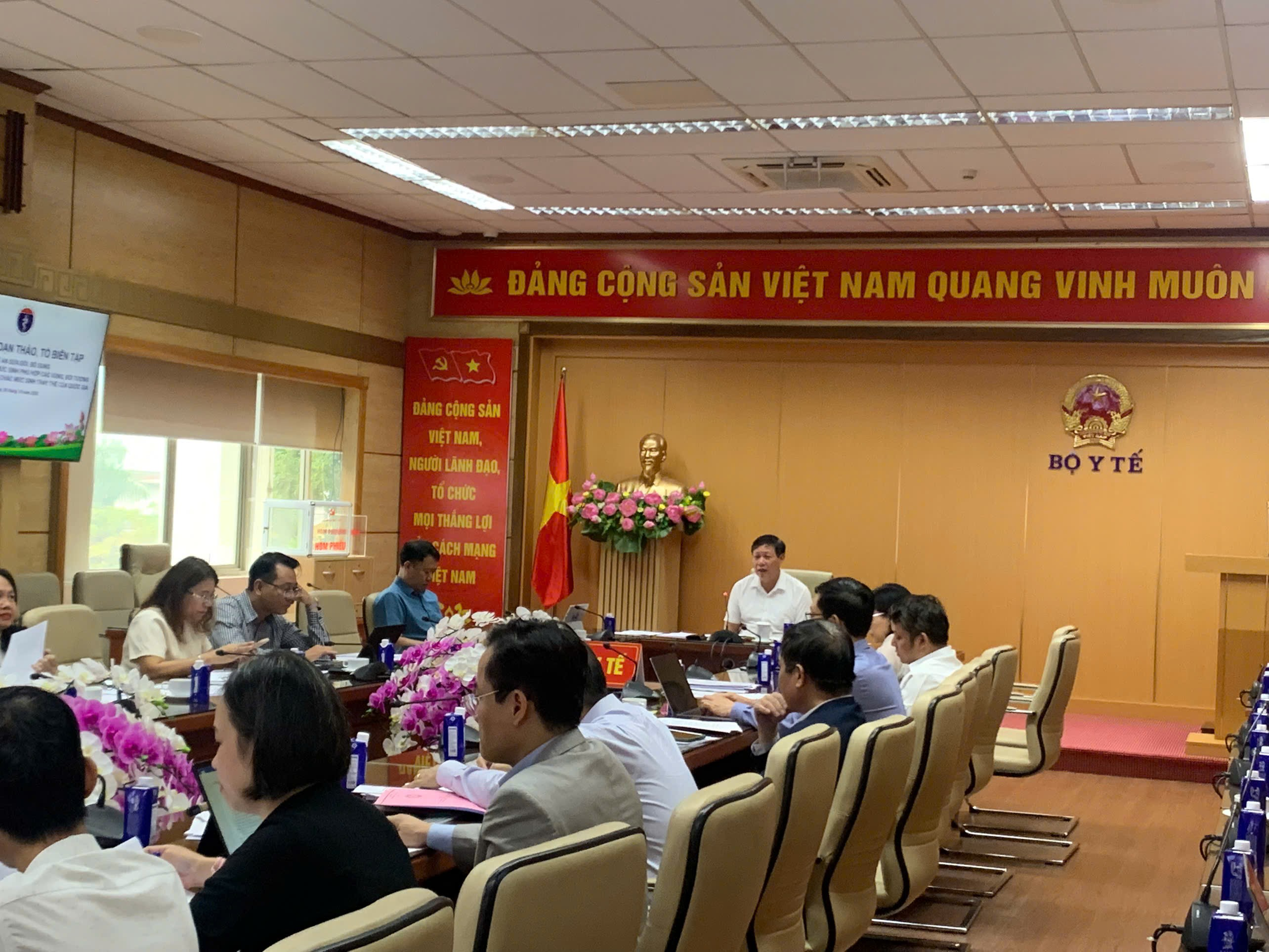 Họp Ban soạn thảo, Tổ biên tập Đề án sửa đổi, bổ sung Chương trình điều chỉnh mức sinh