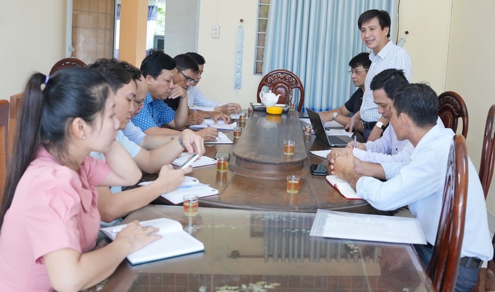 Đoàn công tác Viện Chiến lược và Chính sách y tế khảo sát công tác dân số