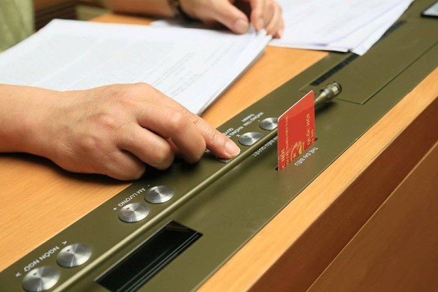 Hôm nay, Quốc hội biểu quyết thông qua Luật Phòng bệnh, Luật Dân số và 33 luật, nghị quyết khác